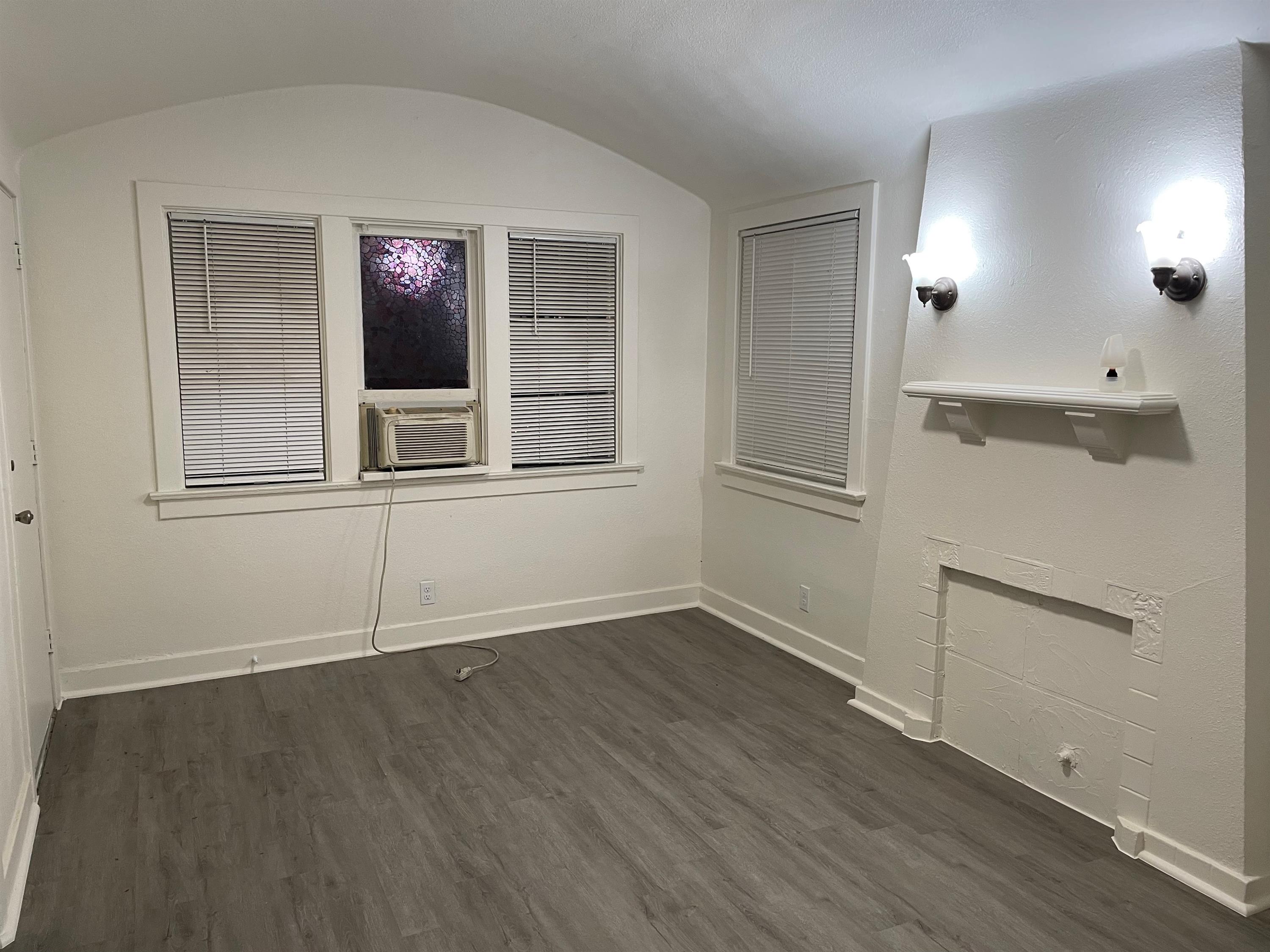 1030 North Raymond Avenue - 5