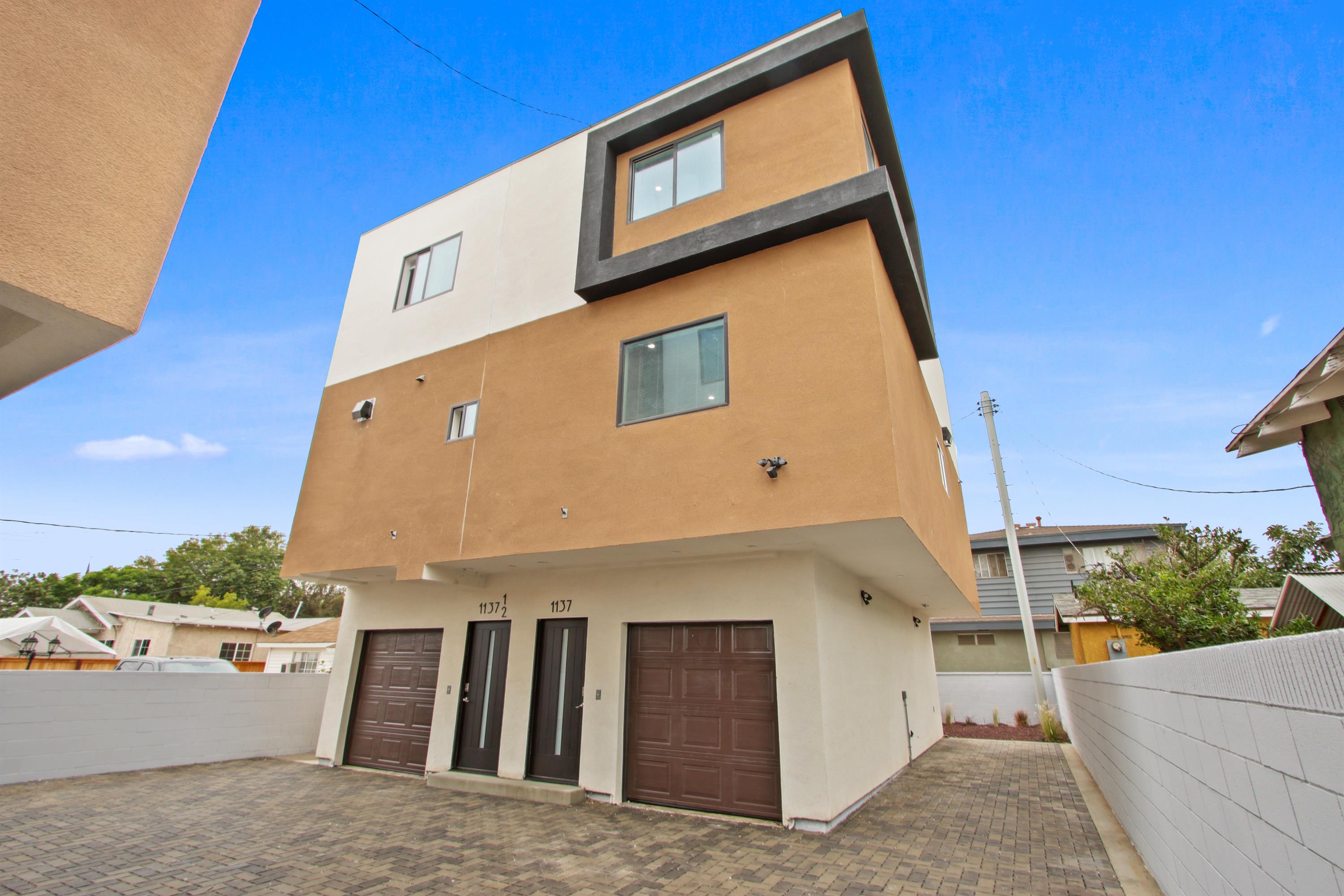 1137-1139 S. Lorena Street (4 UNITS) - 1137